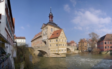 Bambergi ösztöndíj esztergomiaknak