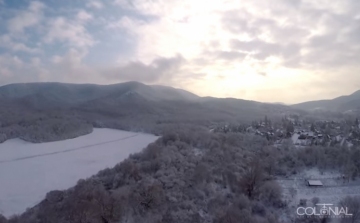 Páratlanul mesés a téli Búbánatvölgy - LÉGI VIDEÓ