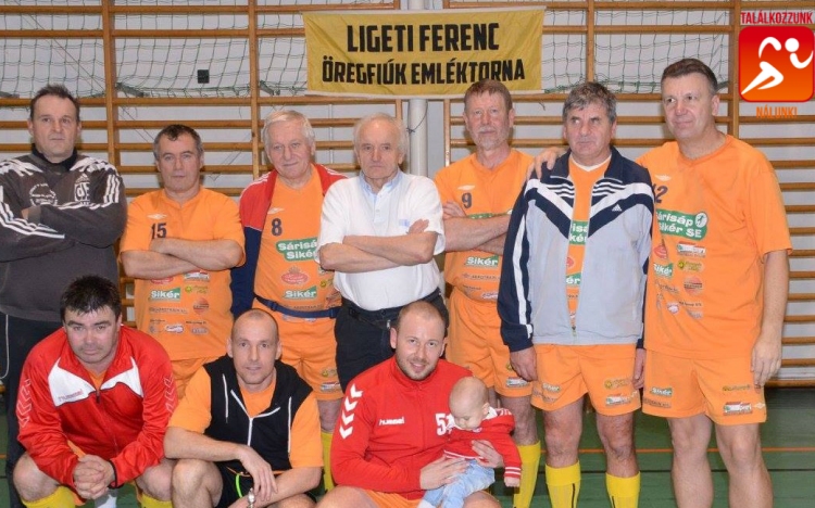 Jótékonykodnak is a Ligeti Ferenc Öregfiúk Torna csapatai