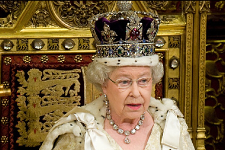 Cameron fodrásza a királynő kitüntetési listáján