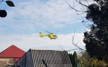 Mentőhelikopter érkezett Esztergomba - FRISSÍTVE