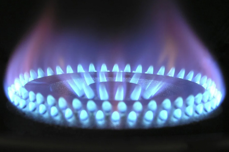 Európában hatszor többet kell fizetni a gázért és ötször többet az áramért