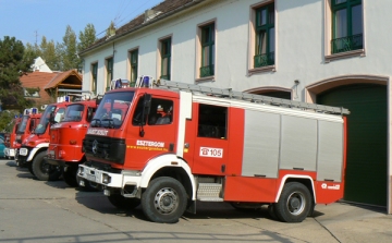 Bővült a tűzoltóság létszáma Esztergomban is