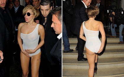 Semmit sem fedett Lady Gaga ruhája 