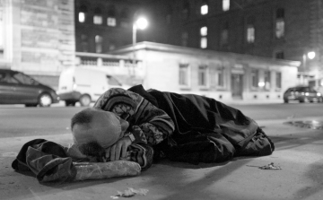 Kevesebb a hajléktalan Esztergomban és a megyében