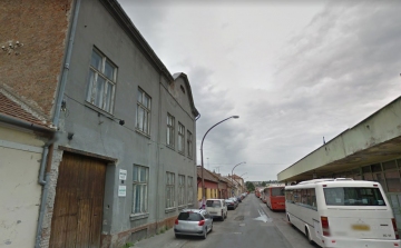 Gazdaságfejlesztő inkubátorház létesül Esztergomban