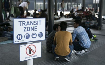 Tarlós: költözhetnek a pályaudvarokról a tranzitzónák
