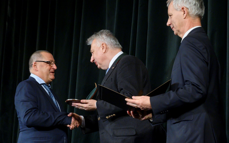Nemzetiségekért Díjat kapott Góman János az Esztergomi Roma Nemzetiségi Önkormányzat elnöke