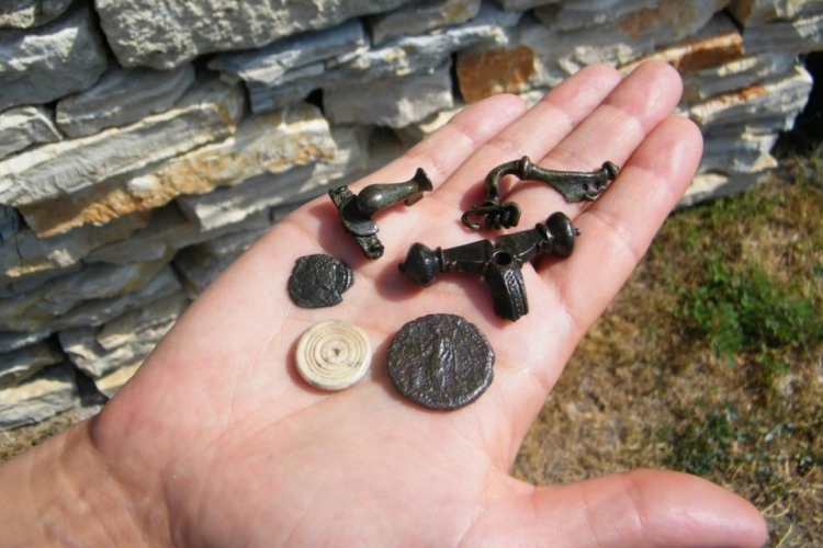 Megtalálták Aquincum 120 éve keresett keleti városfalát
