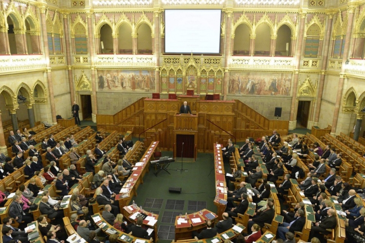 A különleges gazdasági övezetek létrehozásáról kezdődik vita a Parlamentben