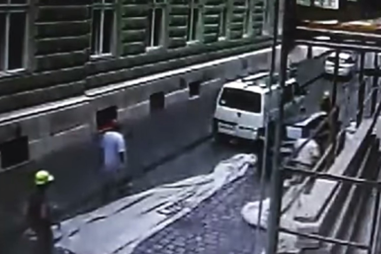 Agresszív esztergomi gázolót keres a rendőrség – VIDEÓ