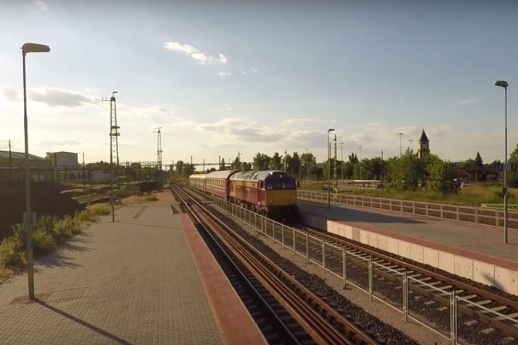 Különleges vonat járt Dorogon – LÉGI VIDEÓ