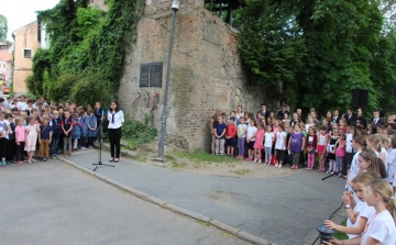 Versben, dalban is megidézték Balassit a diákok