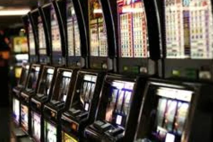 A kormány pályázatot írna ki játékgépekre