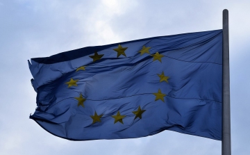 Európai Bizottság: Az uniós országokban évek óta mérséklődik az áfakiesés
