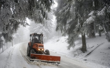 Havazás – már csak négy dunántúli megyében lehet gyenge hófúvás