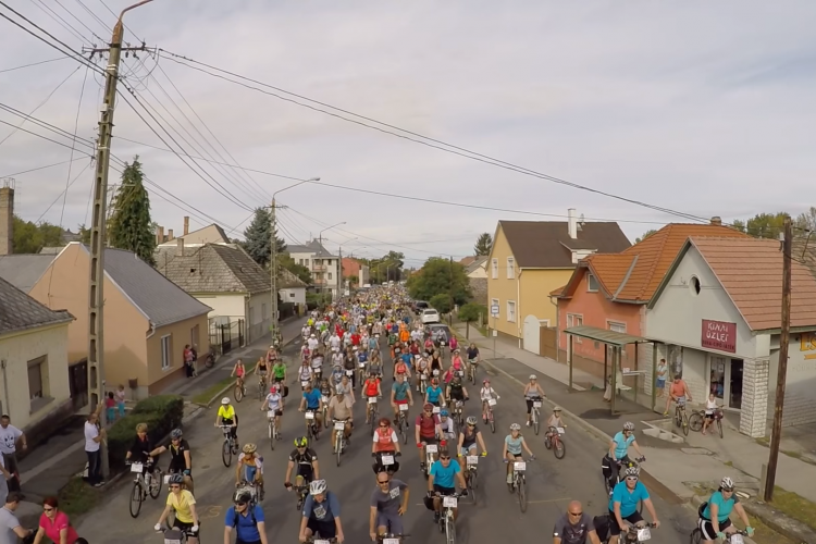 Légi videó a Karva-Lábatlan kerékpár maratonról