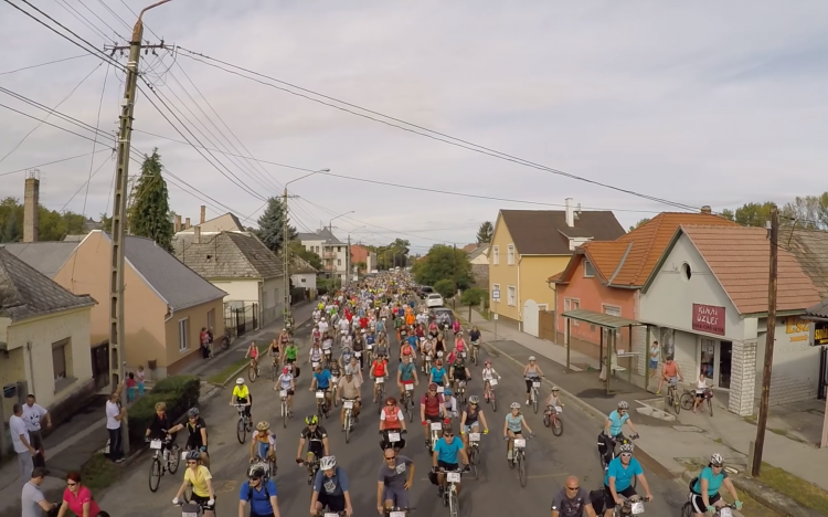 Légi videó a Karva-Lábatlan kerékpár maratonról