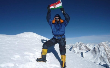 Az egykori esztergomi főiskolás nekivág a K2 megmászásának