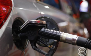 Szlovénia vasárnaptól korlátozza a tankolható üzemanyag mennyiségét