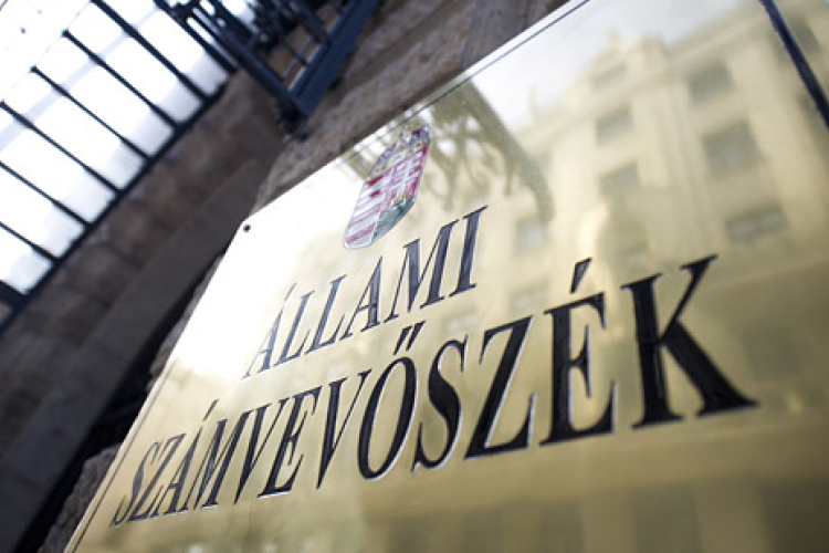 ÁSZ: komoly likviditási és pénzügyi problémák a vizsgált kórházaknál