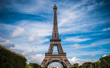Újra nyit az Eiffel-torony 