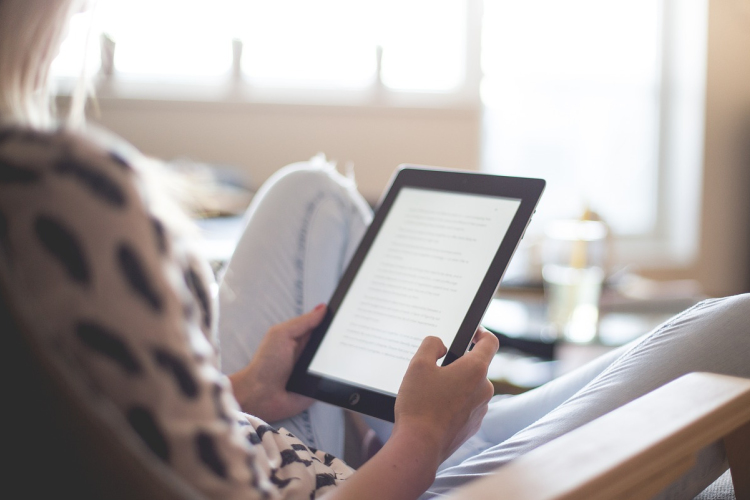 Miért e-book olvasón olvassunk könyvet?