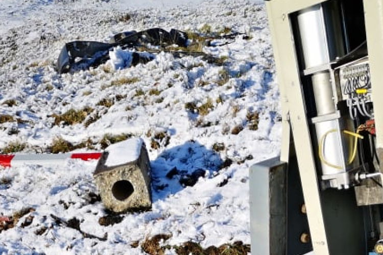 Megint kitörték a sorompót, amit pár napja - FOTÓ