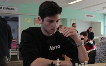 Három esztergomi sakkozó ifi a miskolci diákolimpia döntőjében