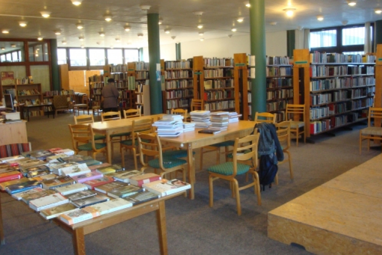 Könyvtárfejlesztés: Esztergom és Dorog is kap állami támogatást