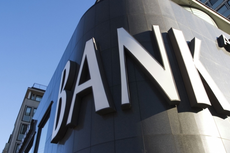 Két hónappal meghosszabbítják a banki adategyeztetés határidejét 